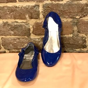 Glossy Beautiful Blue Flats